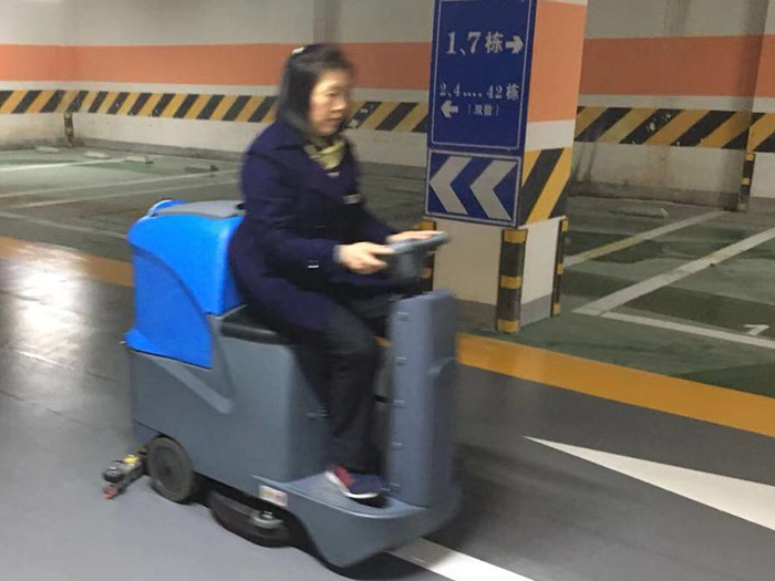 驾驶式好色先生下载地址