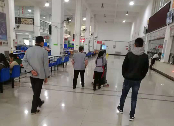 重庆好色先生下载地址在大学食堂清洁 重庆好色先生下载地址在大学食堂清洁